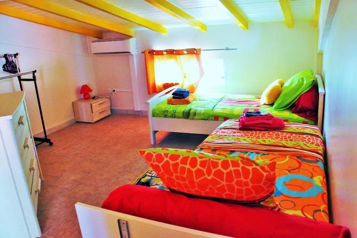 Villa Paradis Des Couleurs - Suite Rose Hollywood Sainte-Anne  Homestay